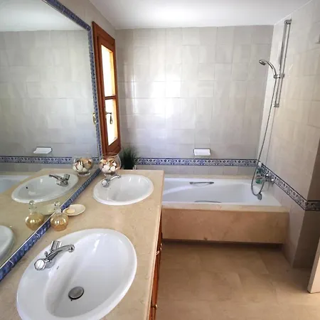 Loma Del Rey 56 - Casa Primera Linea De Mar