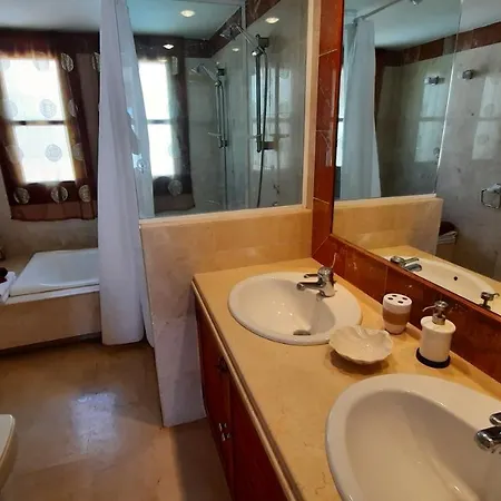 Loma Del Rey 56 - Casa Primera Linea De Mar Villa Alcaidesa
