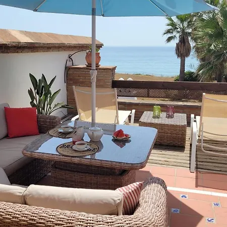 Loma Del Rey 56 - Casa Primera Linea De Mar Villa Alcaidesa